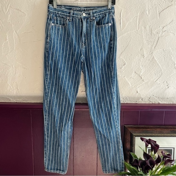 AMERICAN Eagle Pinstripe Jeans size 2 - Picture 1 of 6